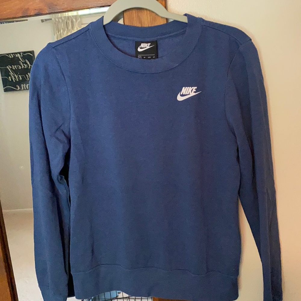 NWOT Nike blue super soft sweatshirt